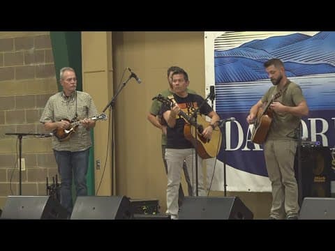 Downtown Dandridge hosts Music on the Town