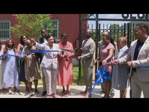 Ribbon cutting held for indoor pool in Algiers
