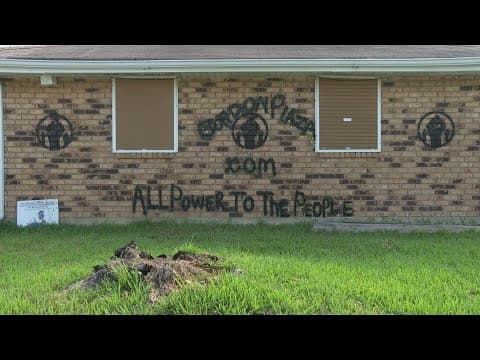 First Gordon Plaza house to be demolished to build a community solar farm