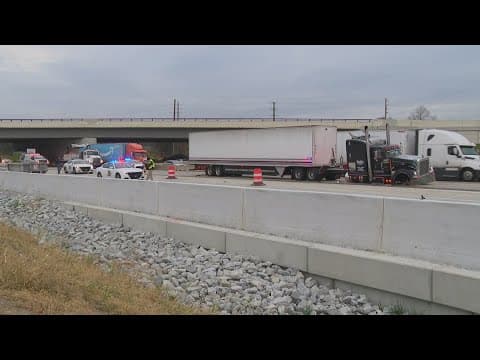 2 deadly crashes on I-465