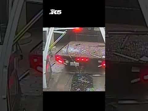 Bungling burglars fail to steal Walgreens ATM in Parkland