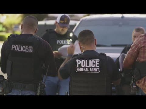 Bill to encourage local police to help ICE advances out of Indiana House committee