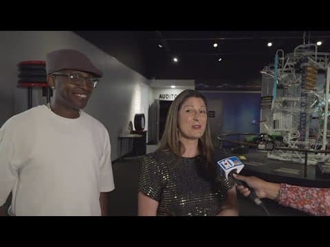 Silent disco fundraiser at the American Museum of Science and Energy helps the museum and United Way