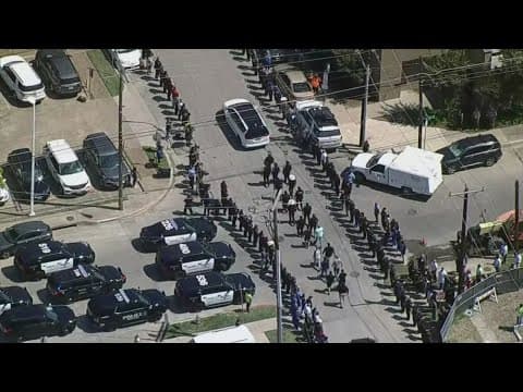 Officials say a drunk diver killed a Texas police officer