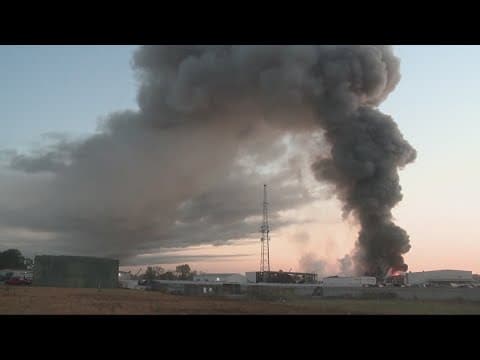 Smoke billows from auto scrapyard in Columbus; crews expected to battle fire until Saturday