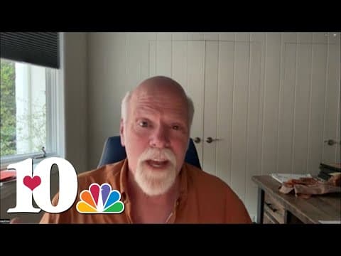 Reba's boyfriend and 'Happy's Place' co-star, Rex Linn, speaks about show