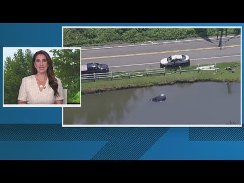 Car goes into Bowie pond, driver escapes