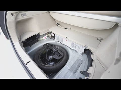 Hybrid Car Battery Replacements: Buy New or Refurbished? | What's the Deal?