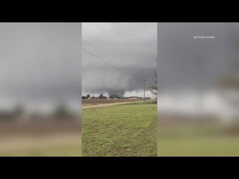 Tornadoes spin up in Arkansas, Missouri