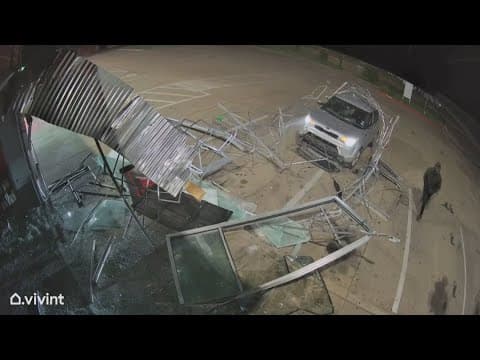 Thieves crash car into North Texas gun store, police searching for suspects