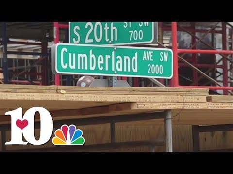 Students, businesses on Cumberland Avenue won't let construction stop the football celebration