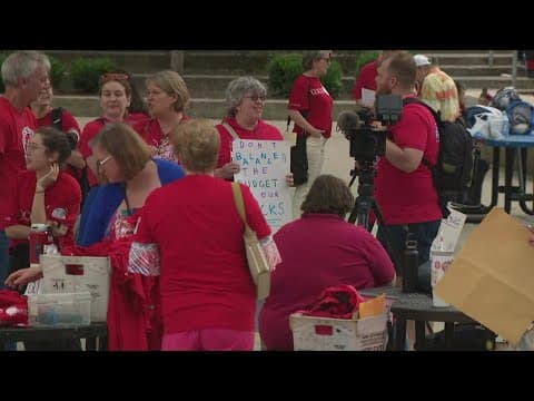 Montgomery Co. teachers rally against potential program cuts and class increases