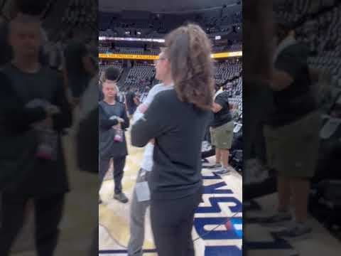 Jamal Murray with his daughter ahead of Game 5