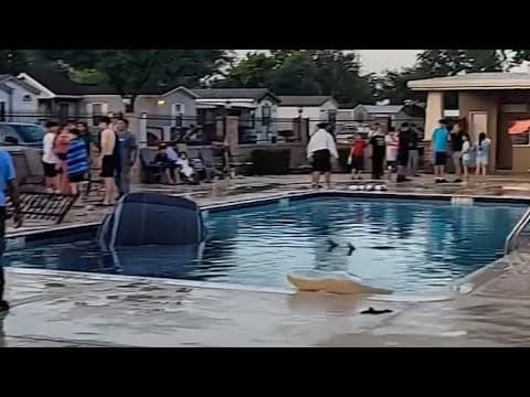 Watch: SUV crashed into pool in southwest Houston