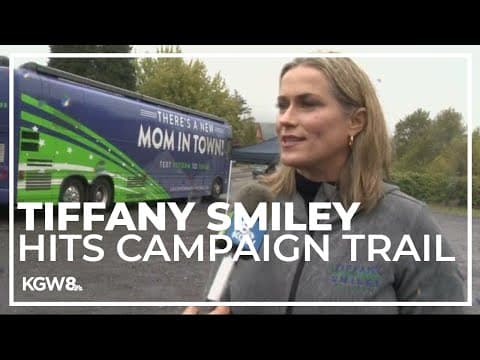 Republican candidate Tiffany Smiley campaigns in SW Washington after debate with Sen. Patty Murray