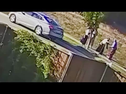 Thieves use distraction techniques to steal gold jewelry off South Asian victims in Frisco