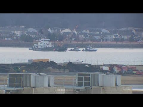 WATCH: Crane works to recover plane wreckage from Potomac River