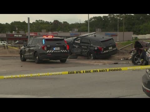 North Texas police cruiser involved in two-car crash involving four passengers