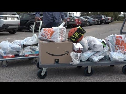 New Hope Baptist Church donates Christmas toys to Juvenile Justice Center