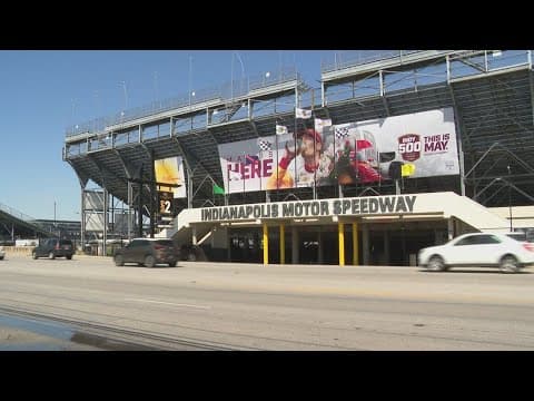 Josef Newgarden unveils Gate 2 banner at IMS