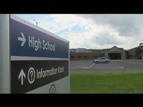 Becker teachers union files lawsuit against school district over 'gag order'