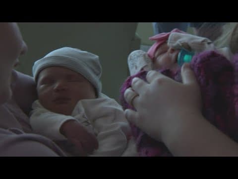 Sisters in sync: Virginia siblings deliver babies just 1 day apart
