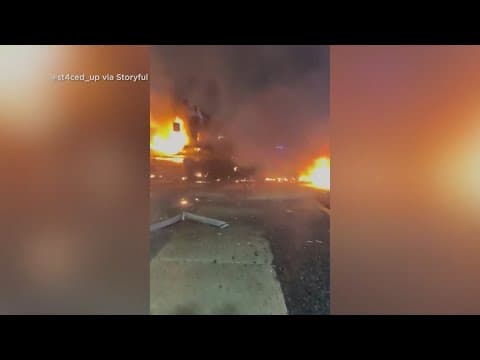 7 dead, 19 hurt in Philadelphia plane crash