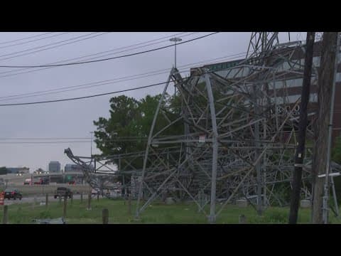 CenterPoint reporting several hundred thousand power outages in Houston area