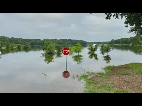 Flooding continues to shut down Texas parks