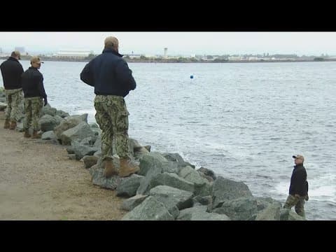 San Diego rain delays Navy jet recovery after crash into the bay