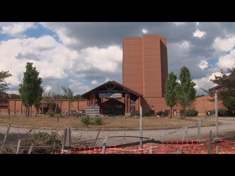 City imposes fines on owners of closed Columbus water park