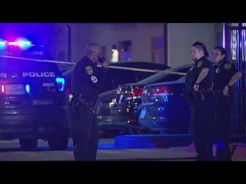 HPD: Man gets into shootout with officers at apartment complex near downtown Houston