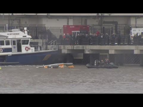 Six killed in helicopter crash in the Hudson River in New York City, an AP source says