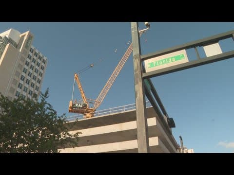 After St. Pete collapse, worries grow over sitting downtown Tampa crane