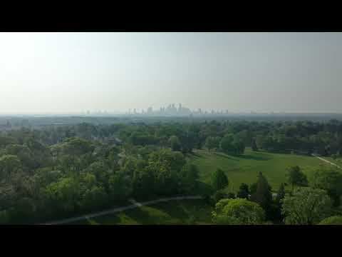 Canadian wildfires cause hazy skies over Minneapolis