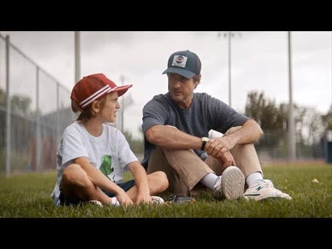 Luke Wilson and Greg Kinnear joined by iconic 2002 Fort Worth LLWS team for 'You Gotta Believe'