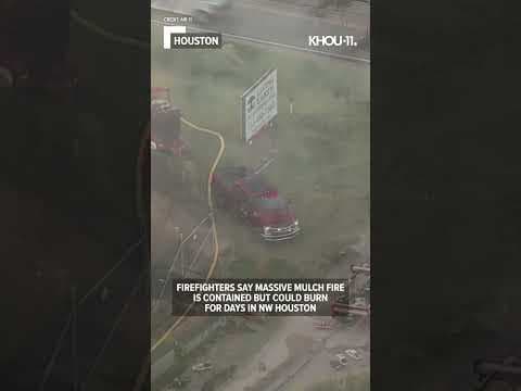 This massive mulch fire could burn for days in NW Houston, HFD says #shorts