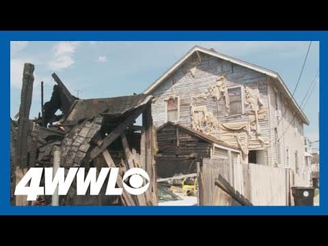 Sunday morning fire displaces 22 people in Mid-City