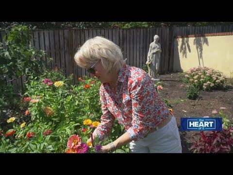 Leesburg grandmother began clipping backyard flowers for hunger relief. She’s raised nearly $200k.