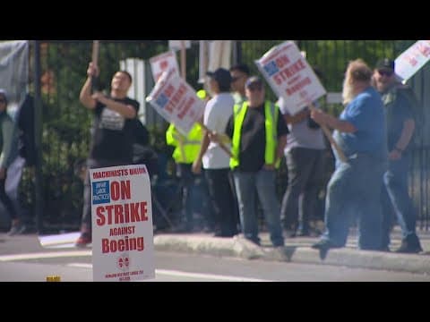Federal mediators working with Boeing and its union workers