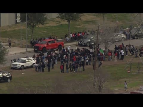 Student protests against cellphone ban continue outside Madison High School