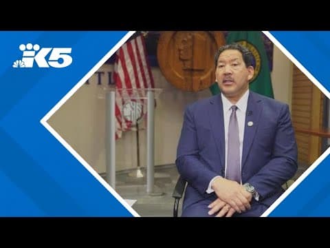 Mayor says Eric Barden remains as deputy chief with the Seattle Police Department