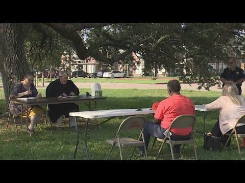 Liberty Co. judge holding court outdoors because of the shape the courthouse is in