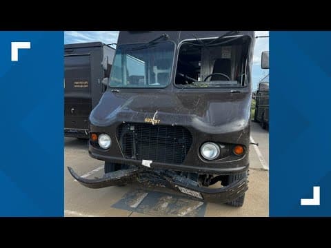 Texas UPS driver passes out due to heat, crashes into tree, union claims