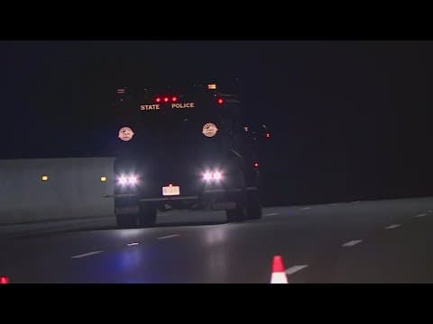 Manhunt for highway shooter in rural Kentucky