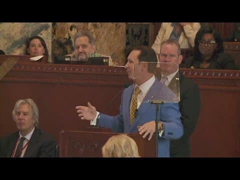 Special session on taxes continues