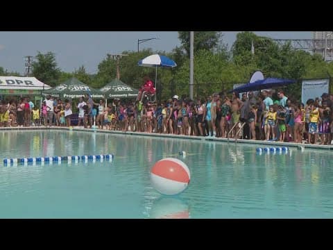 Outdoor public pools open in DC