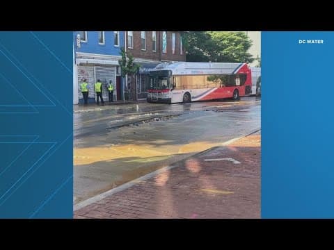 Water main break floods Martin Luther King Jr. Avenue, Southeast, road closed through Tuesday mornin