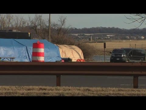 Hundreds of emergency responders, recovery crew still on scene of DC plane, helicopter crash