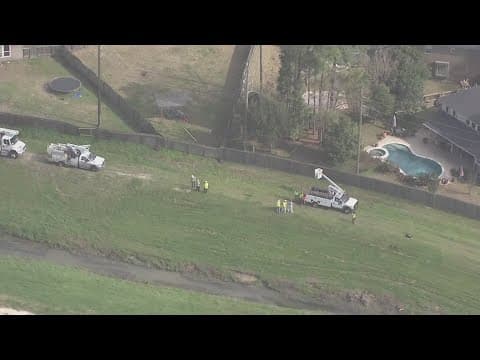 Worker shocked by live wire in Atascocita area